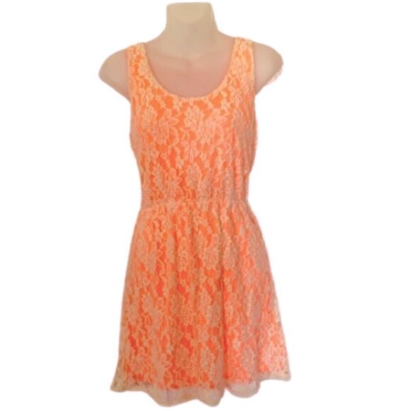 Charlotte Russe coral strapless dress, S - Picture 2 of 4